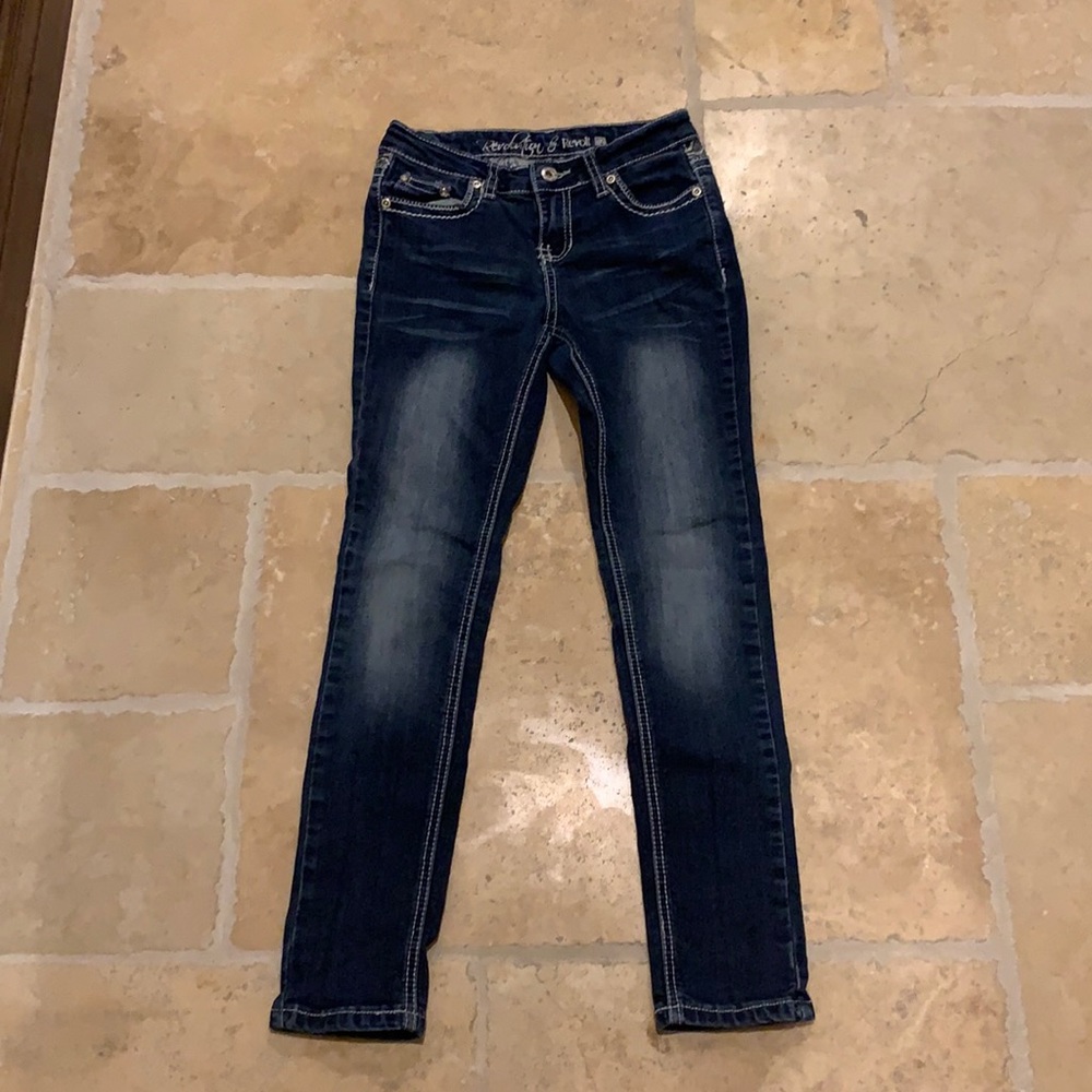 Cute blue jeans in the brand revolution by revolt
